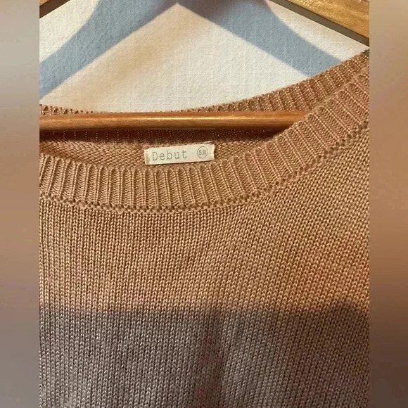 DEBUT Woman’s holy long sleeves knit sweater top shirt SMALL MEDIUM 
BACK SEXY - Picture 2 of 4